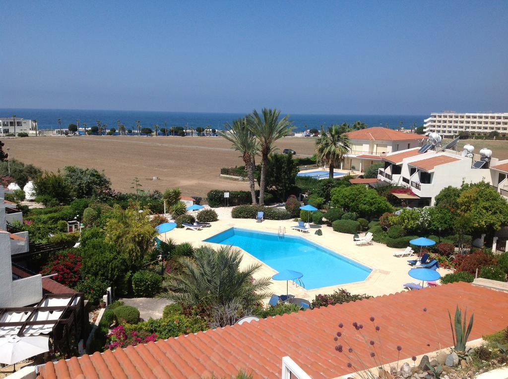 Paphos Townhouse Villa Exterior photo